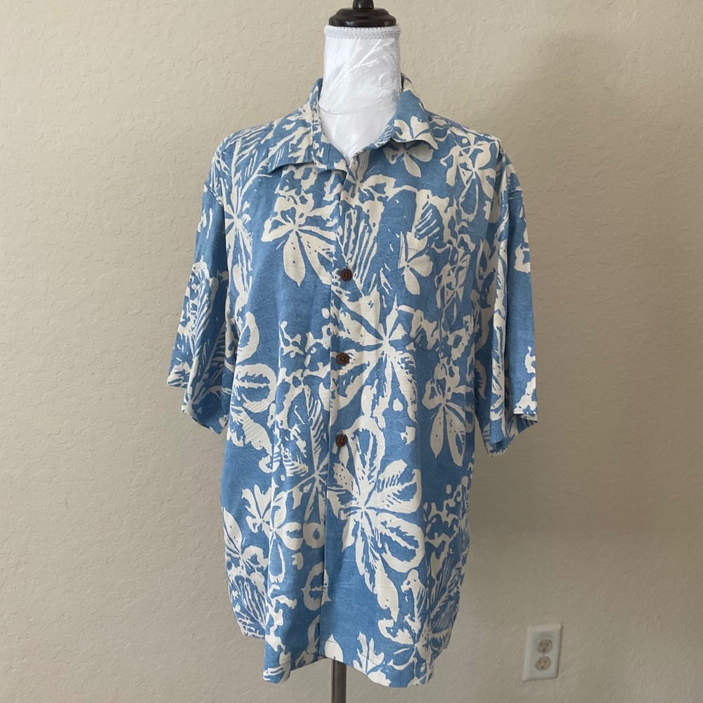 Tommy Bahama Mens Medium 100% Silk Hawaiian Floral Camp Shirt Blue White